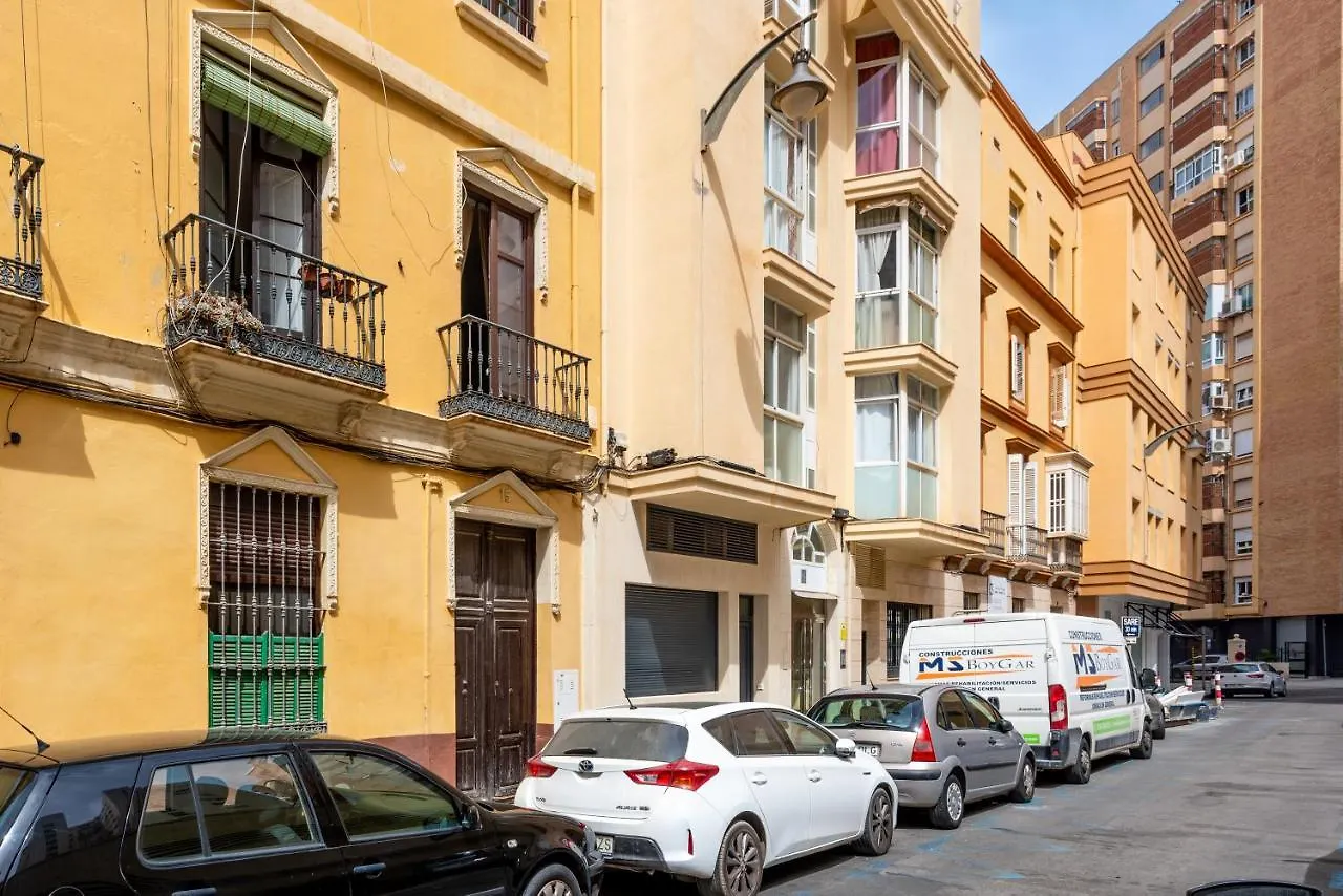 Wintowinrentals La Malagueta Buena Ubicacion, Wifi Màlaga 0*,